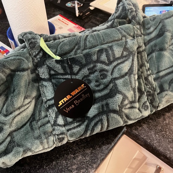 Vera Bradley Mandalorian & Grogu Large Duffle - Picture 2 of 4